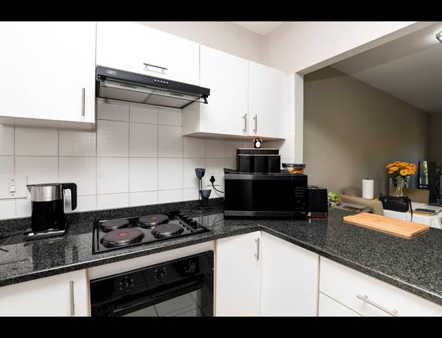 2 BEDROOM APARTMENT TO LET IN SUNNINGDALE